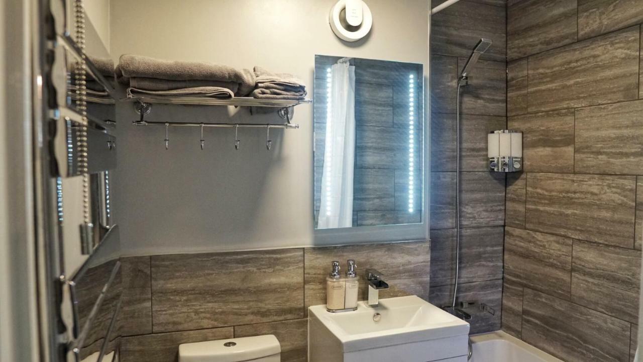 North London Apartment - Edmonton Luaran gambar