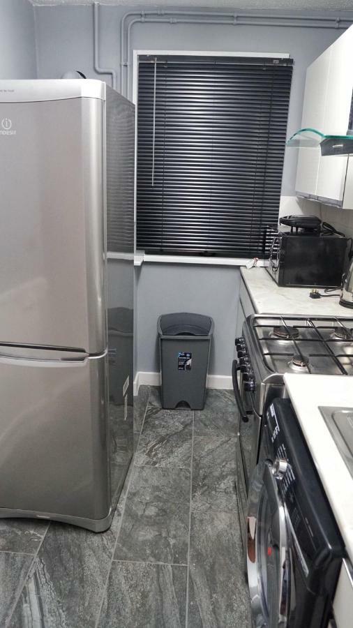 North London Apartment - Edmonton Luaran gambar