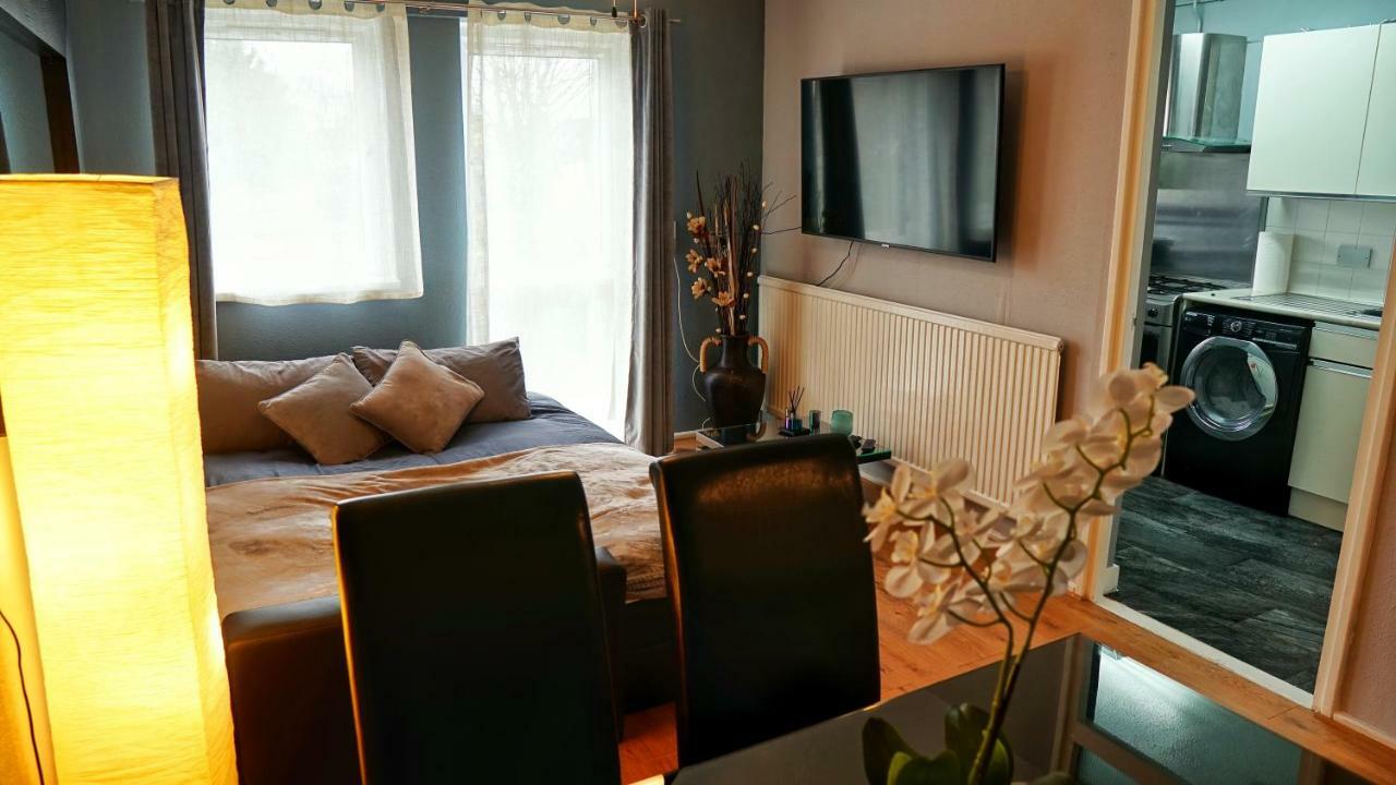 North London Apartment - Edmonton Luaran gambar